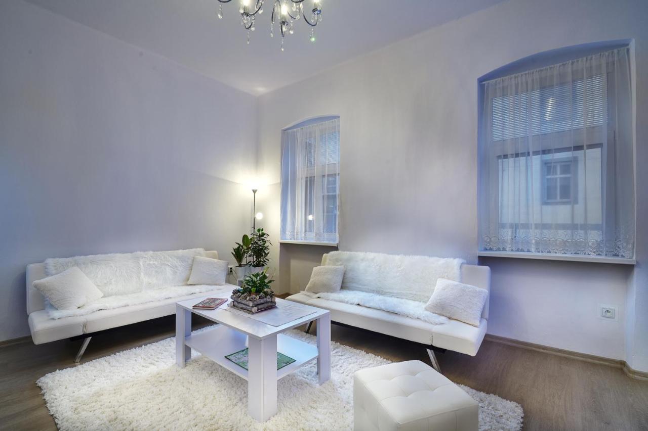 Apartman Bb Centrum Banská Bystrica Eksteriør billede
